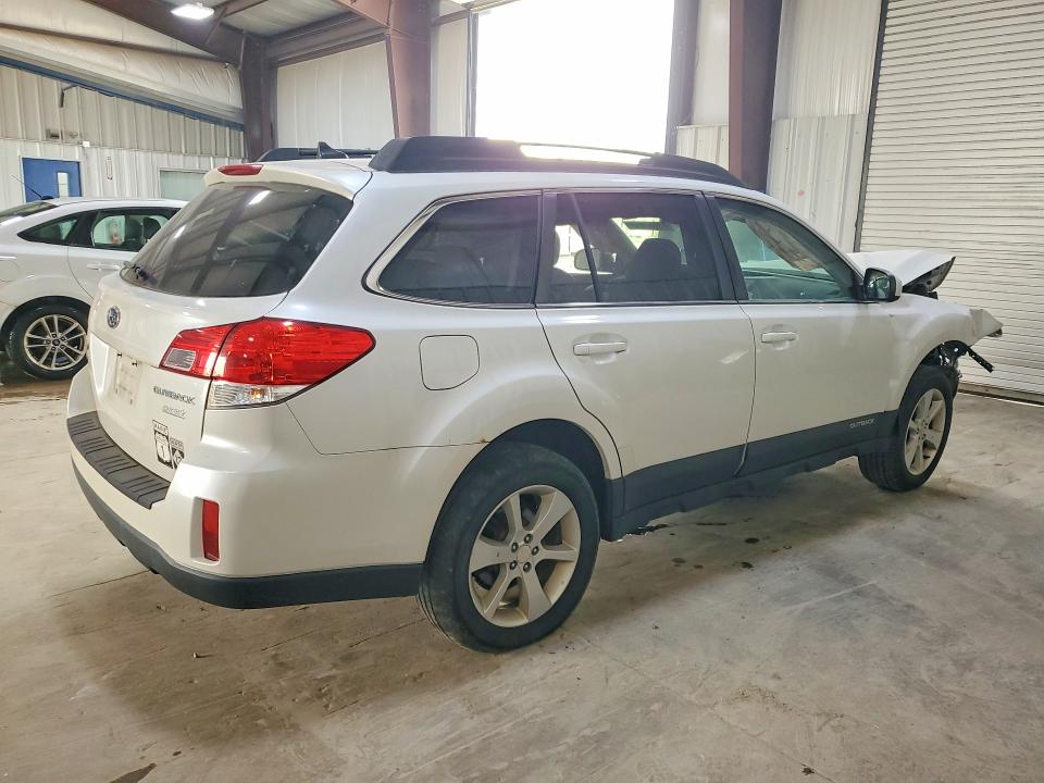 Продажа на аукционе авто 2014 Subaru Outback, vin: 4S4BRBCC0E3279855, номер лота: 61577816