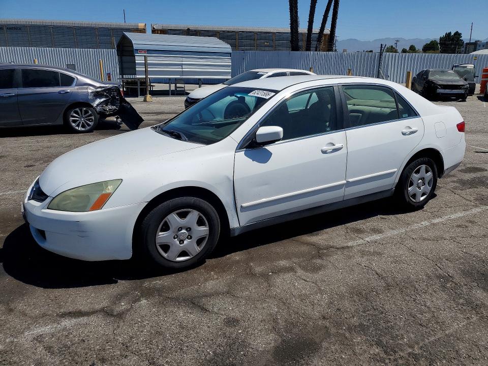 62431586 :رقم المزاد ، 1HGCM56405A092898 vin ، 2005 Honda Accord مزاد بيع