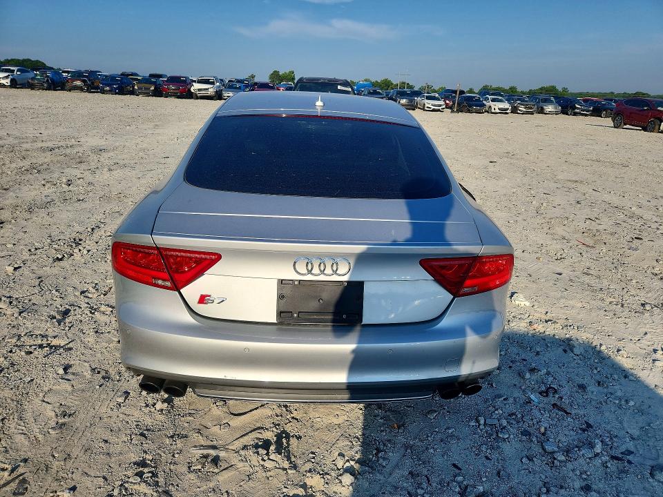 Продажа на аукционе авто 2013 Audi S7, vin: WAUW2AFC2DN089409, номер лота: 60138726