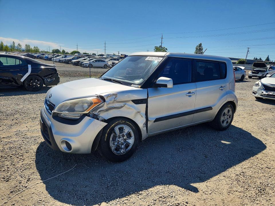 60522176 :رقم المزاد ، KNDJT2A56D7774932 vin ، 2013 Kia Soul مزاد بيع