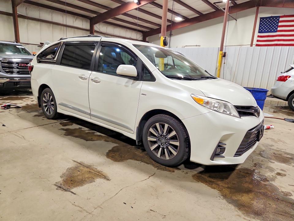 2018 Toyota Sienna მანქანა იყიდება აუქციონზე, vin: 5TDDZ3DC1JS194968, აუქციონის ნომერი: 60919476