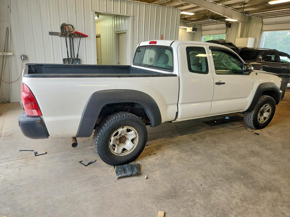 60576696 :رقم المزاد ، 5TFUX4EN7FX035529 vin ، 2015 Toyota Tacoma مزاد بيع