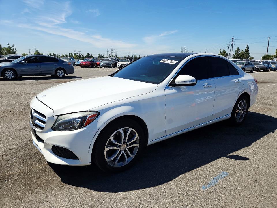 2015 Mercedes-benz C მანქანა იყიდება აუქციონზე, vin: 55SWF4KB9FU060768, აუქციონის ნომერი: 62655756