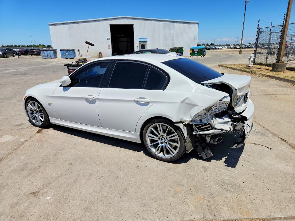 2011 Bmw 335 მანქანა იყიდება აუქციონზე, vin: WBAPM5C5XBE576737, აუქციონის ნომერი: 61085536