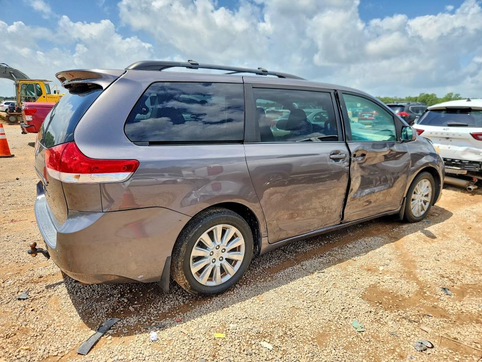 Aukcja sprzedaży 2011 Toyota Sienna, vin: 5TDYK3DC8BS162011, numer aukcji: 61296286