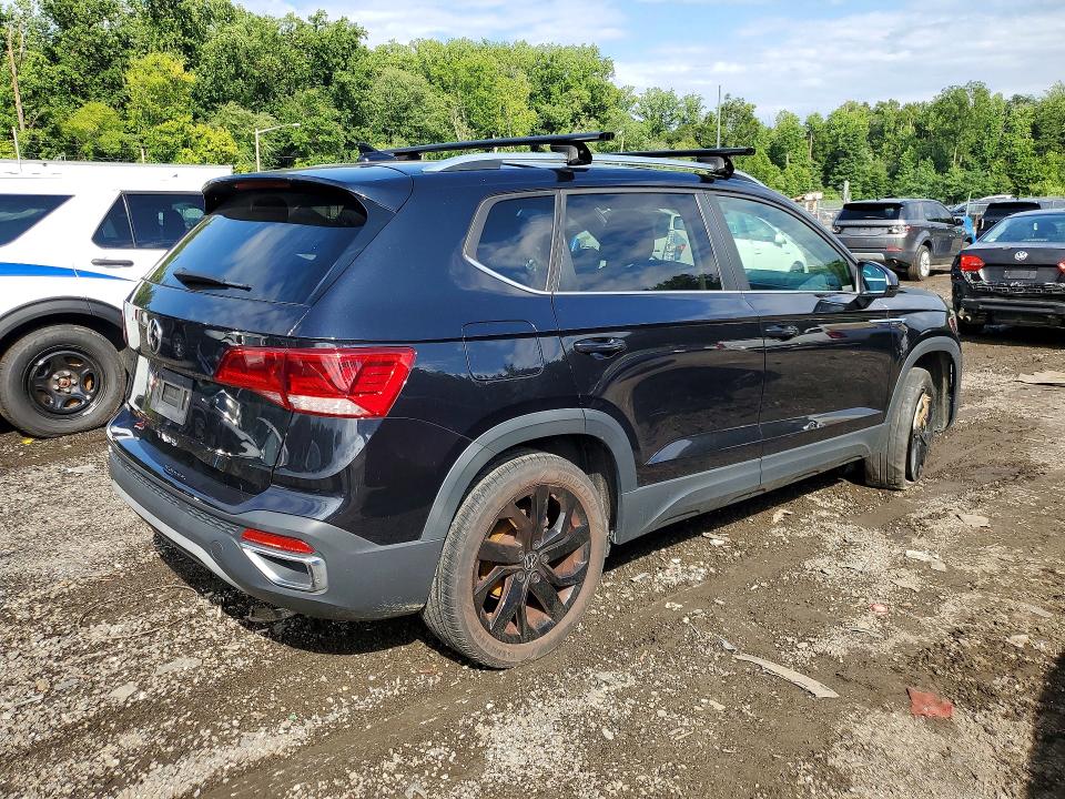 Продажа на аукционе авто 2022 Volkswagen Taos, vin: 3VVSX7B24NM085359, номер лота: 62074586