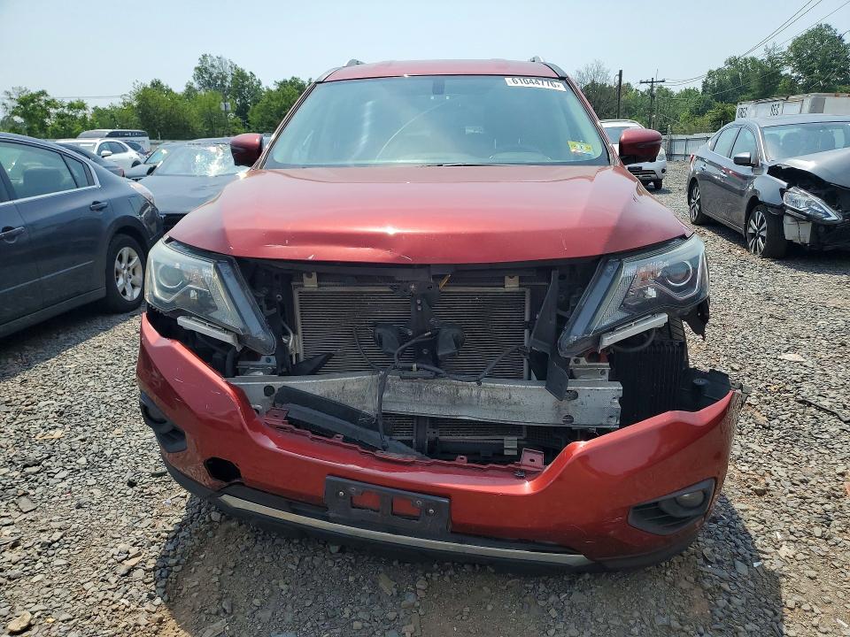 61044776 :رقم المزاد ، 5N1DR2MM2HC907872 vin ، 2017 Nissan Pathfinder مزاد بيع