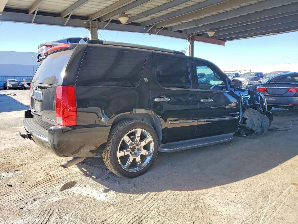 2010 Cadillac Escalade მანქანა იყიდება აუქციონზე, vin: 1GYUKEEJ3AR167406, აუქციონის ნომერი: 63229676