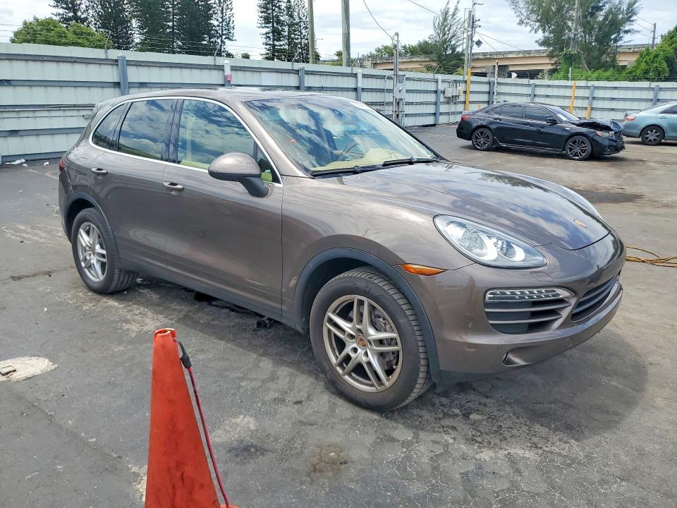 Продаж на аукціоні авто 2014 Porsche Cayenne, vin: WP1AA2A2XELA00637, номер лоту: 63548536