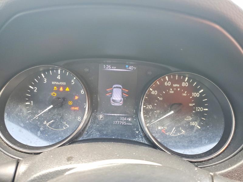 62248476 :رقم المزاد ، JN1BJ1CR7JW261844 vin ، 2018 Nissan Rogue Sport مزاد بيع