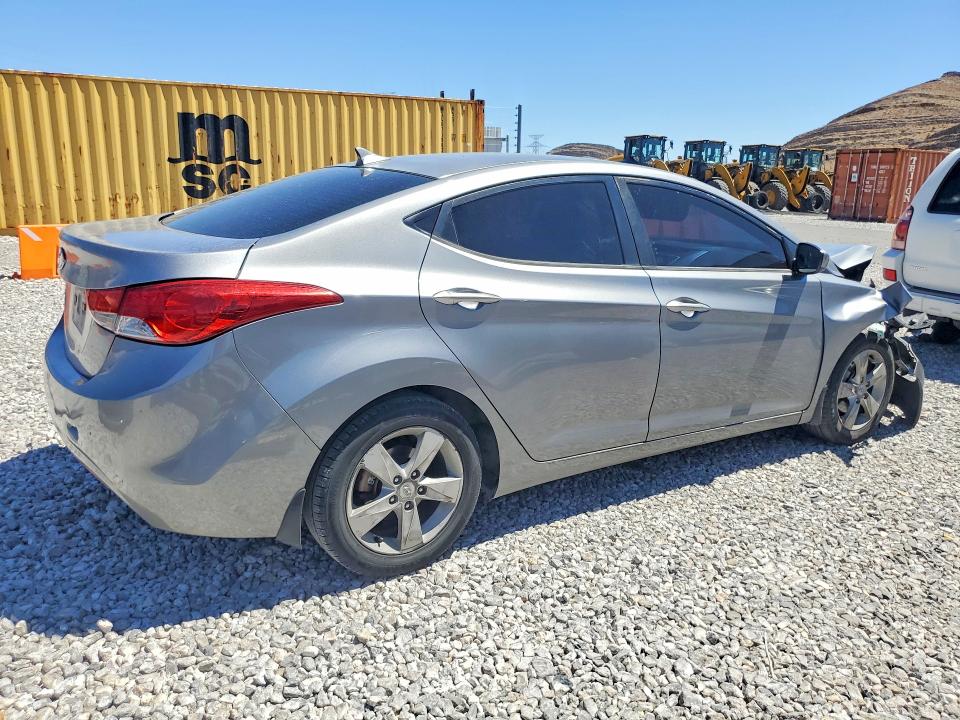 60079146 :رقم المزاد ، KMHDH4AE6CU322579 vin ، 2012 Hyundai Elantra مزاد بيع