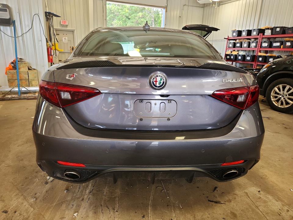 Продаж на аукціоні авто 2017 Alfa Romeo Giulia, vin: ZARFAEENXH7542322, номер лоту: 61479586