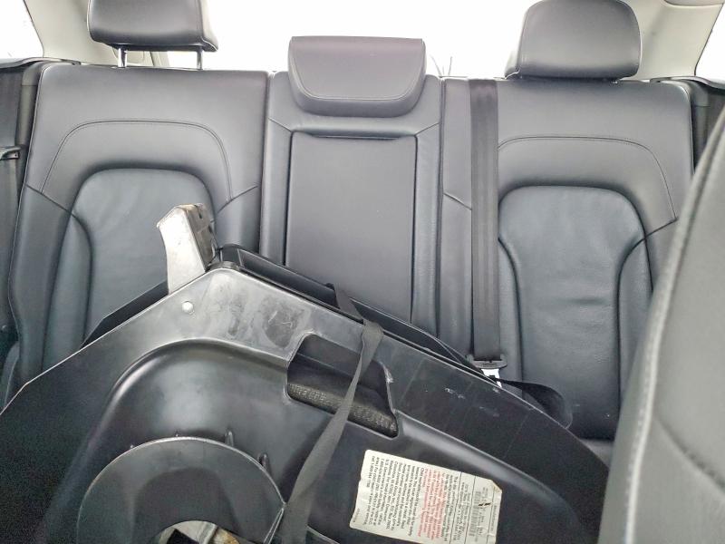 60228946 :رقم المزاد ، WA1LFAFP4FA084858 vin ، 2015 Audi Q5 مزاد بيع