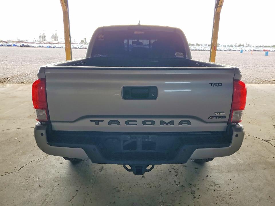 Продаж на аукціоні авто 2017 Toyota Tacoma, vin: 3TMCZ5AN0HM103373, номер лоту: 61589816