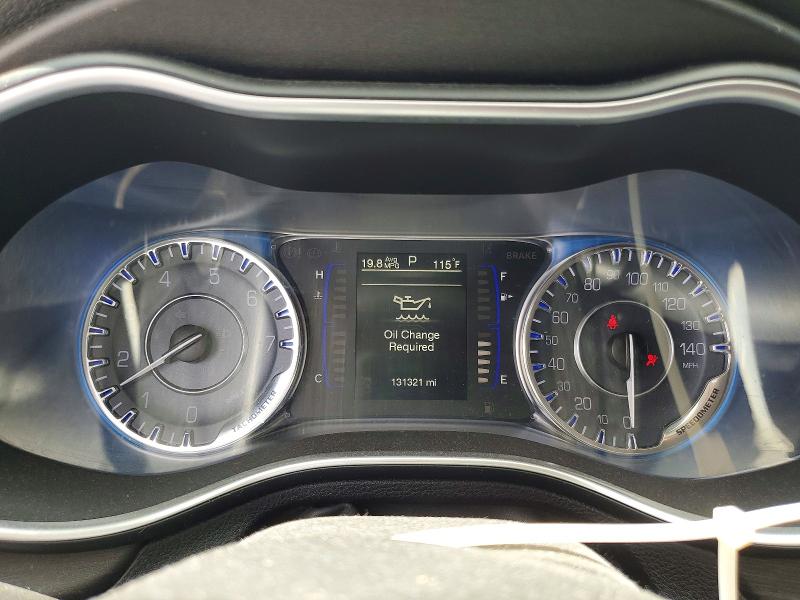 61384356 :رقم المزاد ، 1C3CCCAB7GN154020 vin ، 2016 Chrysler 200 مزاد بيع