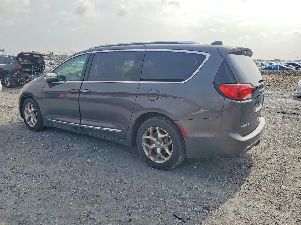 2017 Chrysler Pacifica მანქანა იყიდება აუქციონზე, vin: 2C4RC1GG4HR797782, აუქციონის ნომერი: 62562726