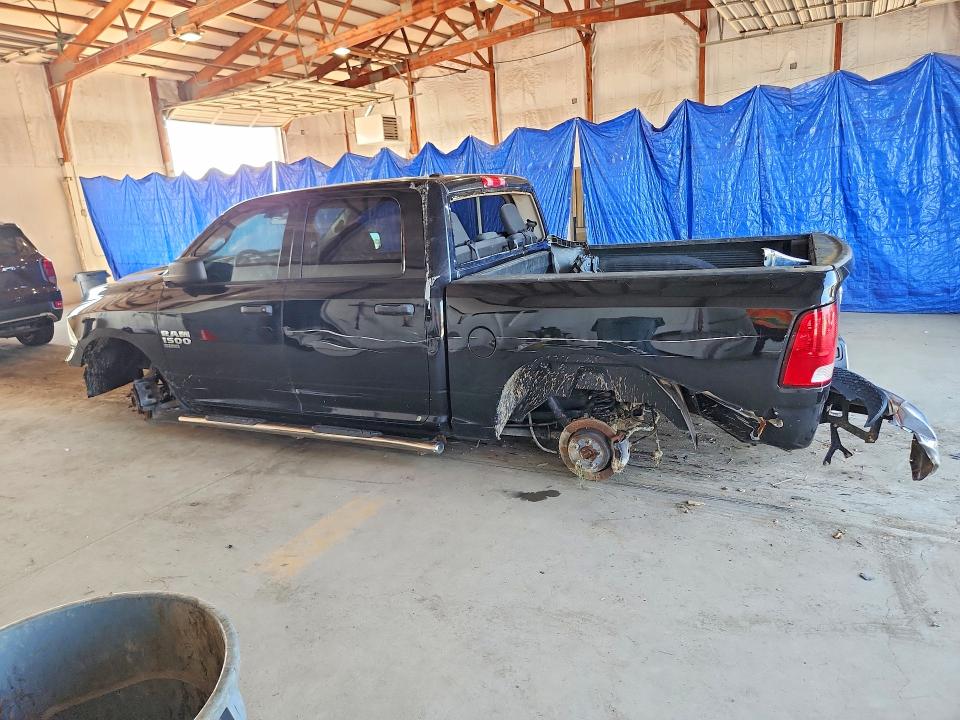 61166966 :رقم المزاد ، 1C6RR6KG2MS549338 vin ، 2021 Ram 1500 Classic مزاد بيع