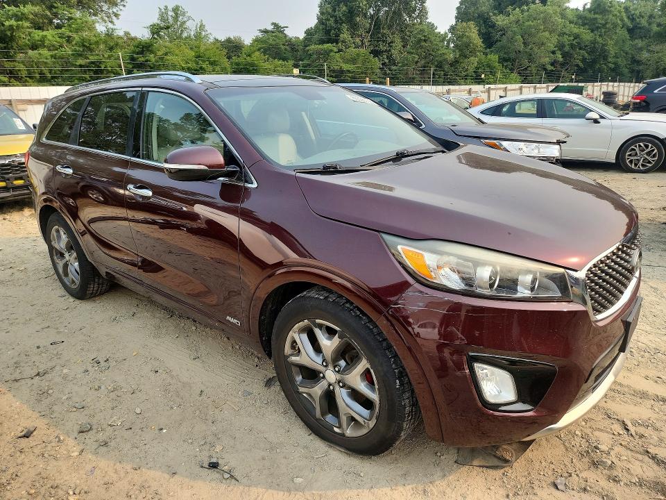 60526706 :رقم المزاد ، 5XYPKDA56HG221344 vin ، 2017 Kia Sorento مزاد بيع