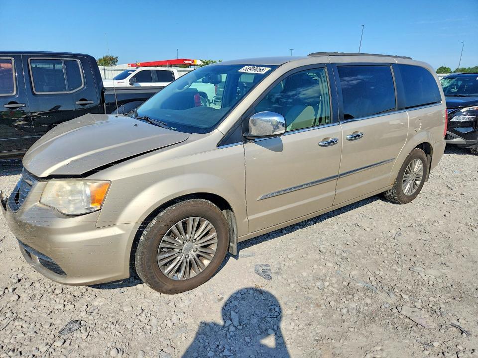 Auction sale of the 2013 Chrysler Town & Country, vin: 2C4RC1CG2DR558022, lot number: 58949056