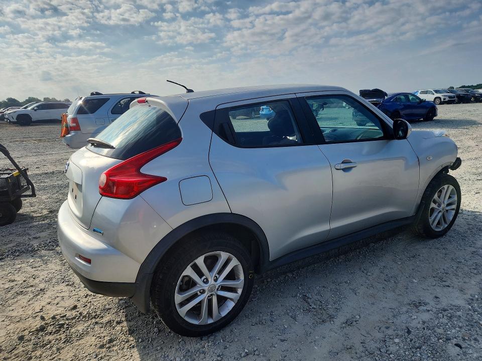 63059226 :رقم المزاد ، JN8AF5MR1DT225853 vin ، 2013 Nissan Juke مزاد بيع