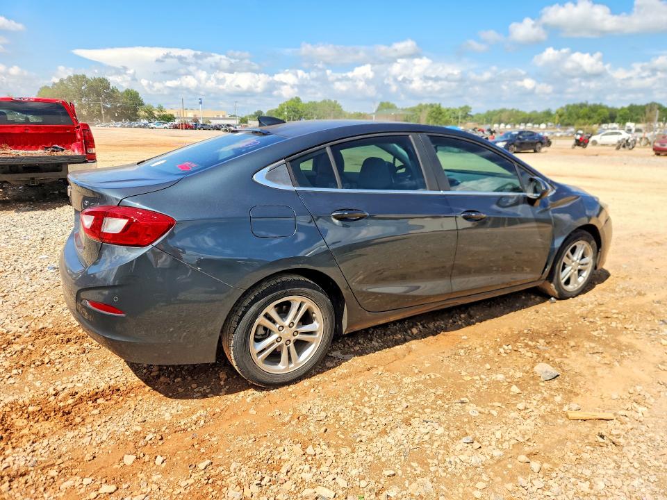 Продажа на аукционе авто 2017 Chevrolet Cruze, vin: 1G1BE5SM2H7270429, номер лота: 61327286