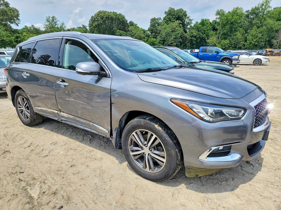 59701116 :رقم المزاد ، 5N1DL0MM8HC517185 vin ، 2017 Infiniti Qx60 مزاد بيع
