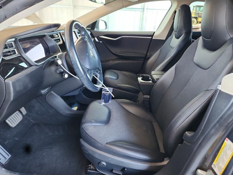59602466 :رقم المزاد ، 5YJSA1H14FFP77218 vin ، 2015 Tesla Model S مزاد بيع
