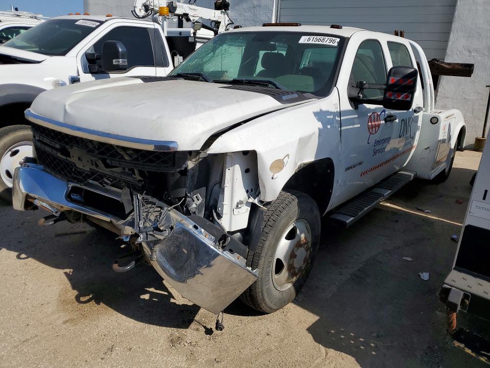 2014 Chevrolet Silverado მანქანა იყიდება აუქციონზე, vin: 1GB4KZCGXEF117764, აუქციონის ნომერი: 61568796
