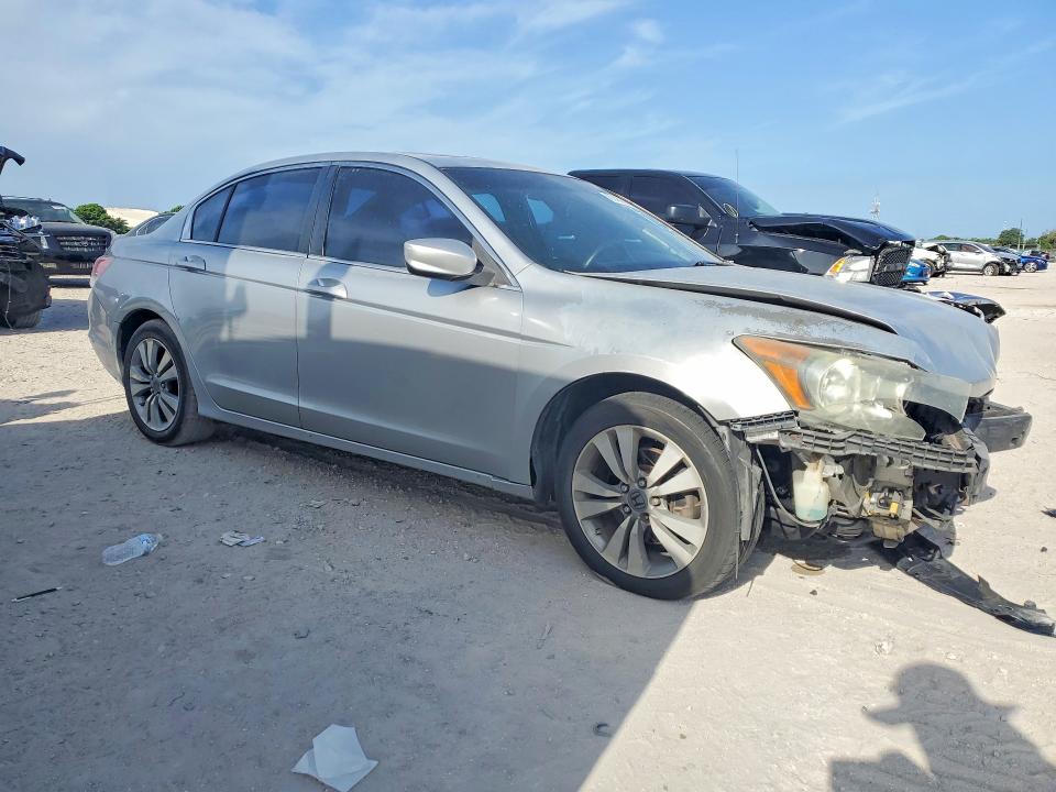 Продажа на аукционе авто 2009 Honda Accord, vin: 1HGCP26719A137305, номер лота: 61482926