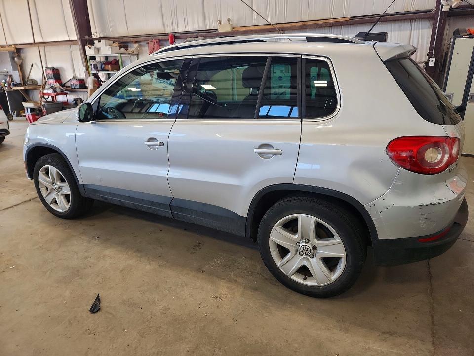 Продажа на аукционе авто 2011 Volkswagen Tiguan, vin: WVGBV7AX4BW538730, номер лота: 61229996