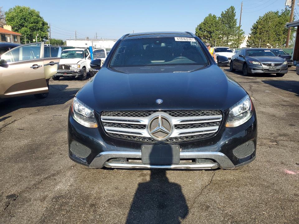 61998516 :رقم المزاد ، WDC0G4KB0HF253212 vin ، 2017 Mercedes-benz Glc مزاد بيع