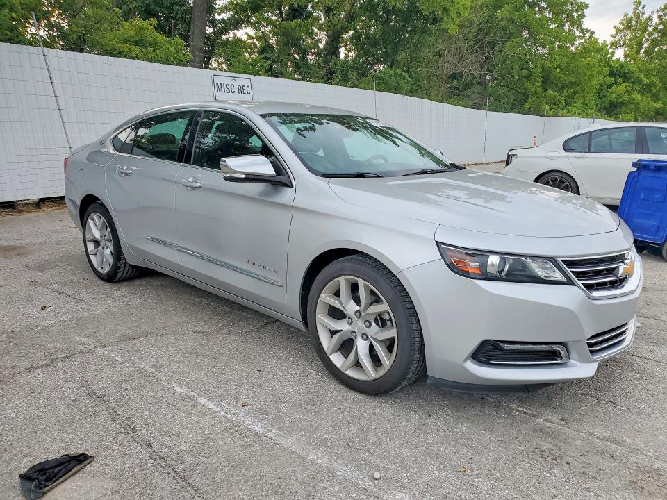 61886136 :رقم المزاد ، 1G1105S36LU112347 vin ، 2020 Chevrolet Impala مزاد بيع