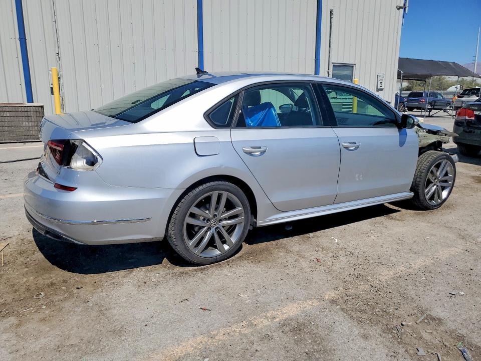 2018 Volkswagen Passat მანქანა იყიდება აუქციონზე, vin: 1VWAA7A35JC039781, აუქციონის ნომერი: 59902506