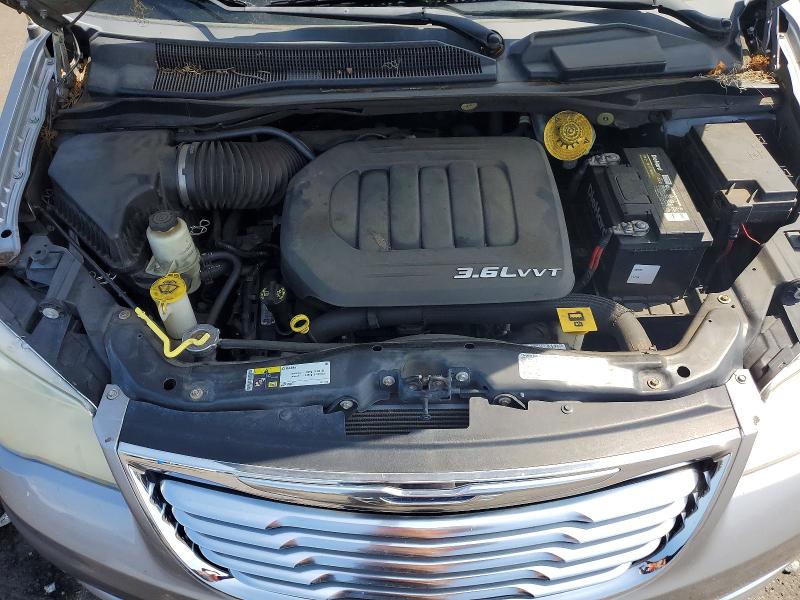 2013 Chrysler Town & Country მანქანა იყიდება აუქციონზე, vin: 2C4RC1BG2DR745908, აუქციონის ნომერი: 61198336