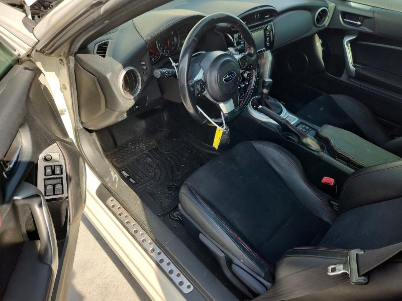 62842646 :رقم المزاد ، JF1ZCAC18H8606352 vin ، 2017 Subaru Brz مزاد بيع