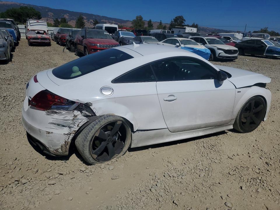 2015 Audi Tt მანქანა იყიდება აუქციონზე, vin: TRUBFAFK3F1000850, აუქციონის ნომერი: 62877596