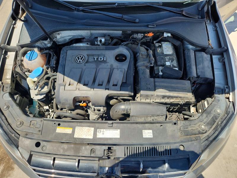 2013 Volkswagen Passat მანქანა იყიდება აუქციონზე, vin: 1VWBN7A38DC112381, აუქციონის ნომერი: 60133676