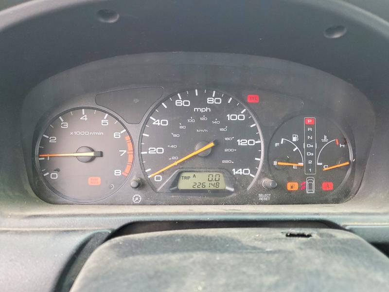 60487626 :رقم المزاد ، 2HKRL18641H610890 vin ، 2001 Honda Odyssey مزاد بيع