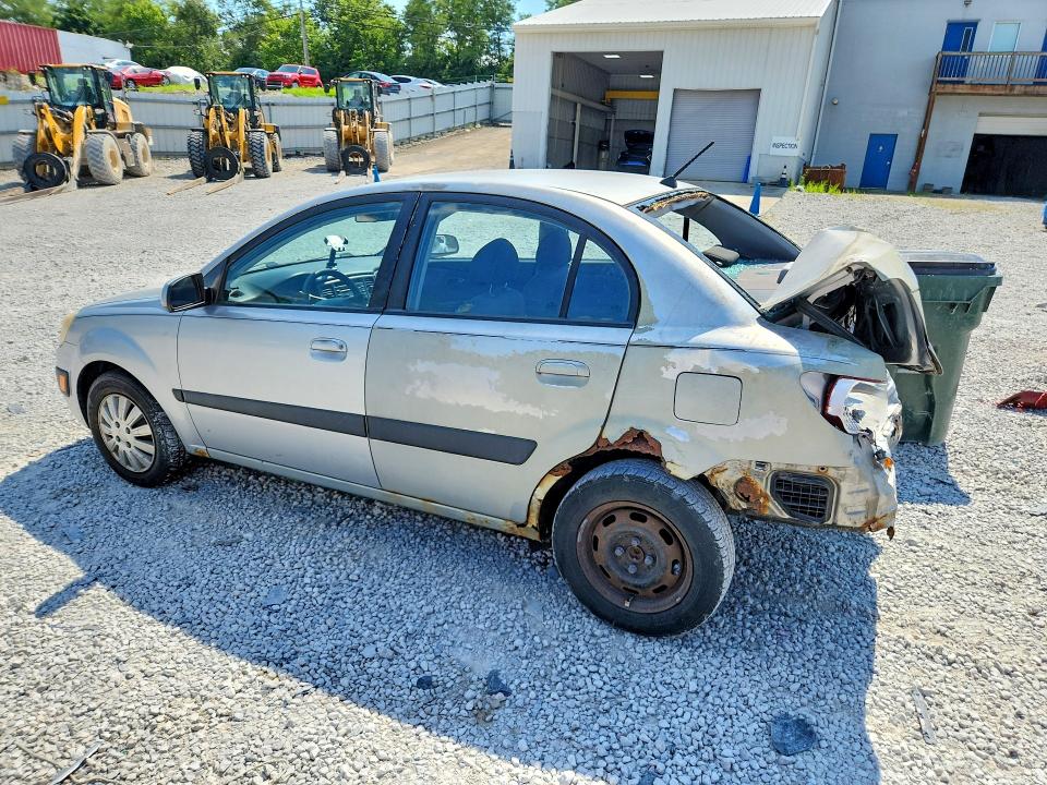 61512146 :رقم المزاد ، KNADE123966032514 vin ، 2006 Kia Rio مزاد بيع