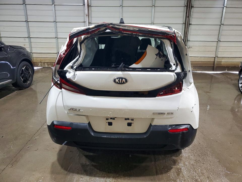 2021 Kia Soul მანქანა იყიდება აუქციონზე, vin: KNDJ33AU3M7143844, აუქციონის ნომერი: 61163426