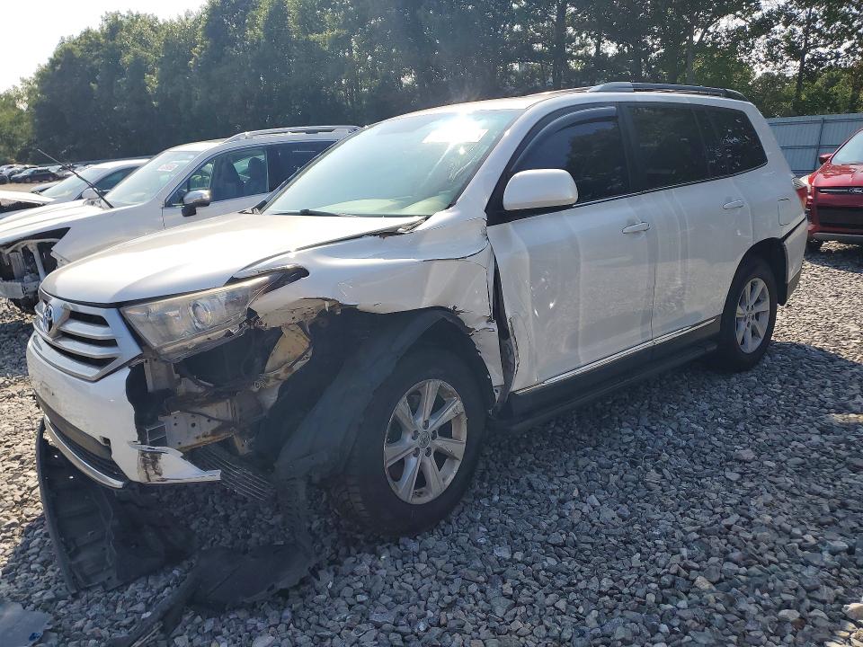 2013 Toyota Highlander მანქანა იყიდება აუქციონზე, vin: 5TDBK3EH5DS187810, აუქციონის ნომერი: 62493146