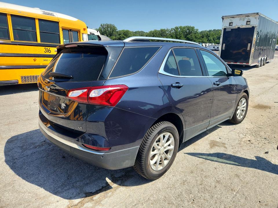 2018 Chevrolet Equinox მანქანა იყიდება აუქციონზე, vin: 3GNAXJEV6JL120357, აუქციონის ნომერი: 62037146
