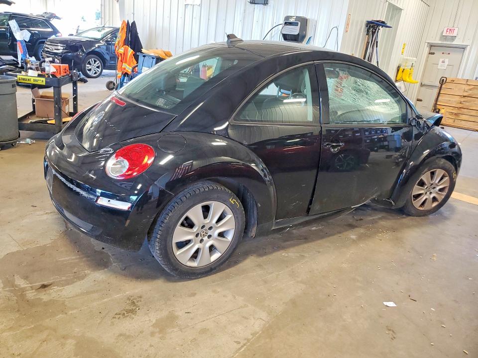 Продажа на аукционе авто 2010 Volkswagen New Beetle, vin: 3VWPW3AG7AM033793, номер лота: 60630426