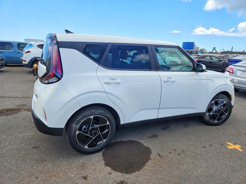 Продажа на аукционе авто 2025 Kia Soul, vin: KNDJ33AU8S7942984, номер лота: 62917926