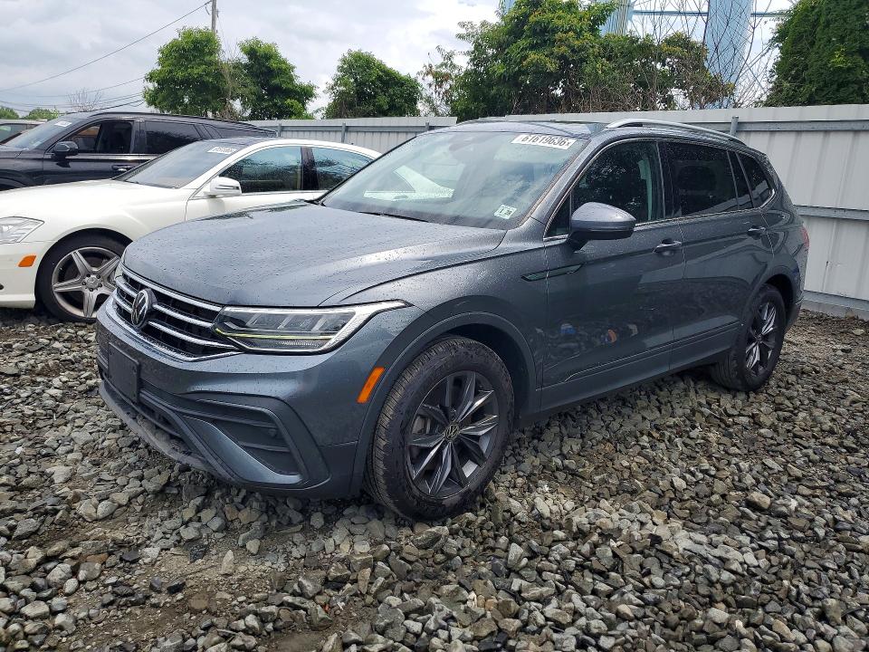 61619636 :رقم المزاد ، 3VVMB7AX6PM018494 vin ، 2023 Volkswagen Tiguan مزاد بيع