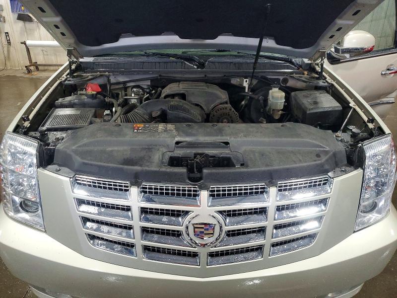 63382636 :رقم المزاد ، 1GYS4BEF7DR130875 vin ، 2013 Cadillac Escalade مزاد بيع