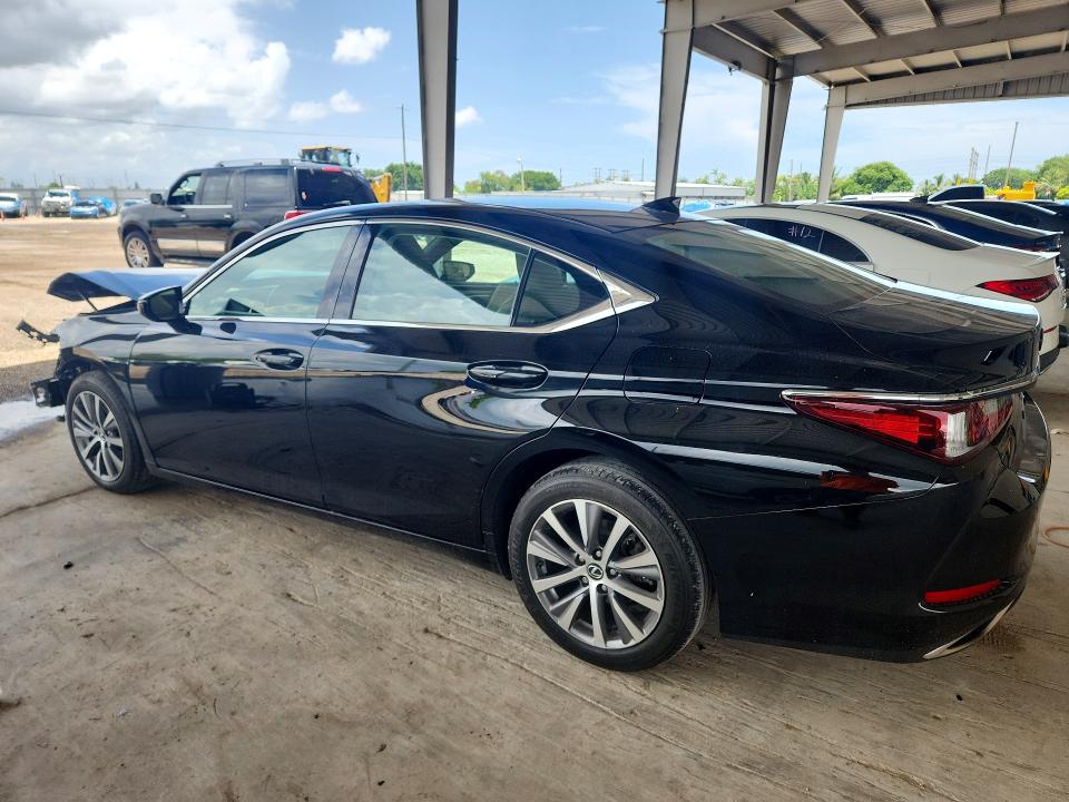 2020 Lexus Es 350 მანქანა იყიდება აუქციონზე, vin: 58ACZ1B19LU070774, აუქციონის ნომერი: 60000236