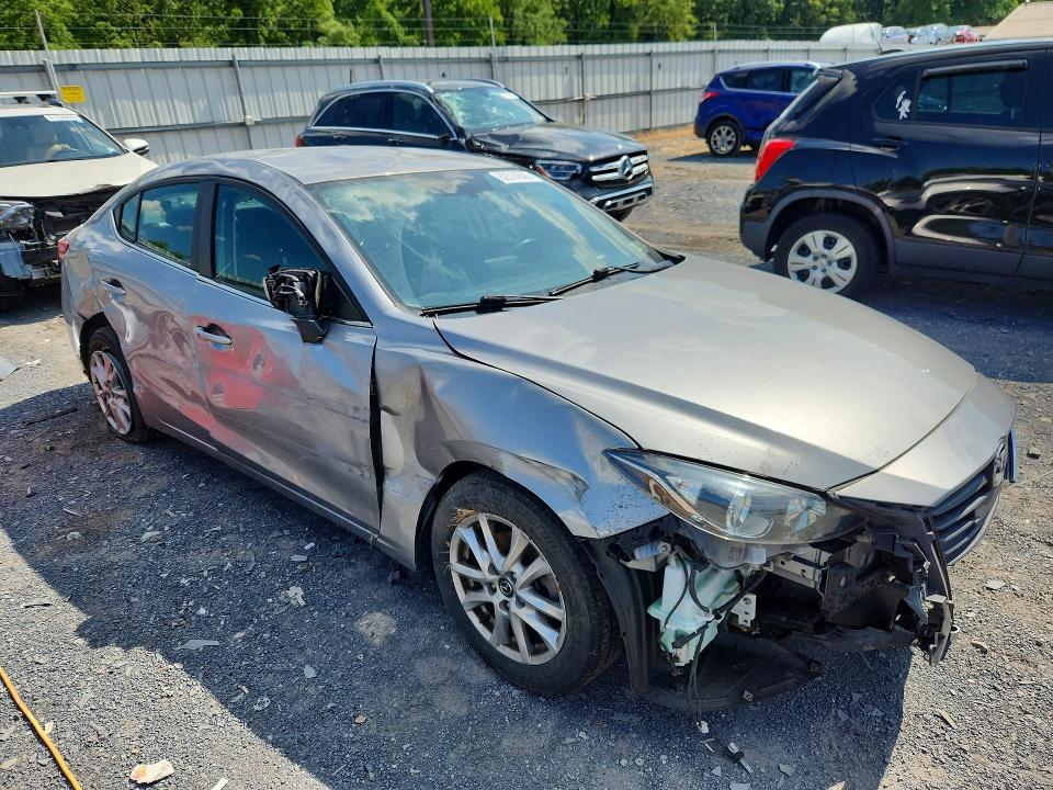 62314506 :رقم المزاد ، 3MZBM1V73FM233124 vin ، 2015 Mazda 3 مزاد بيع