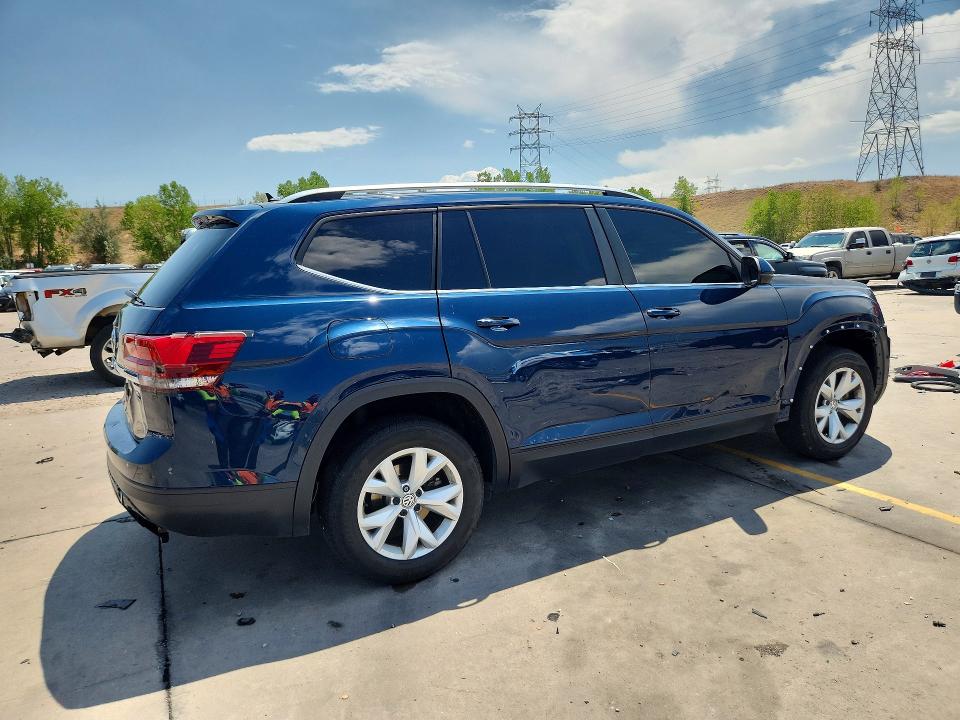 2018 Volkswagen Atlas მანქანა იყიდება აუქციონზე, vin: 1V2LR2CA1JC513355, აუქციონის ნომერი: 63309166