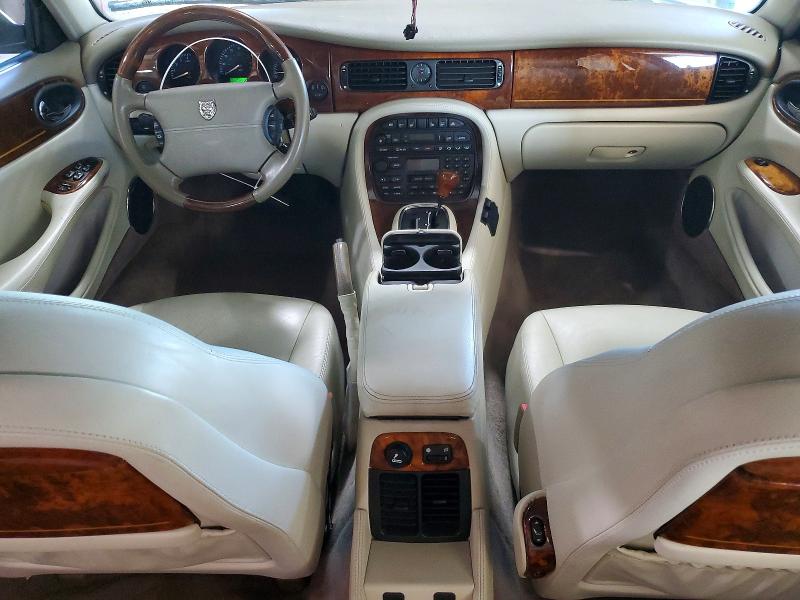 63105636 :رقم المزاد ، SAJKX624XWC821039 vin ، 1998 Jaguar Vandenplas مزاد بيع